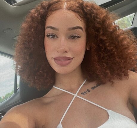 Adamina Marie porn star photo