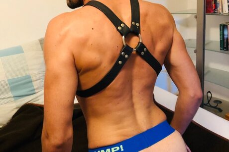 _hornyboy naked model pictures