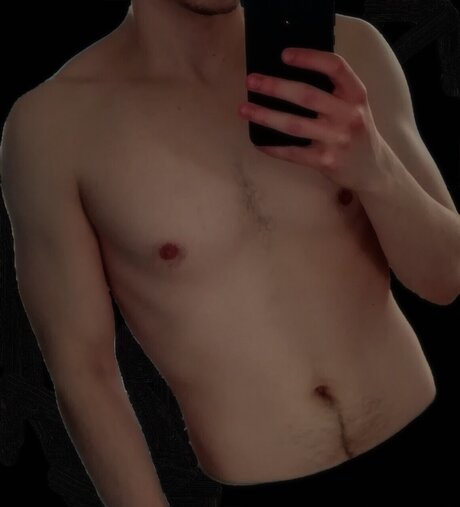 genapsig sexy actress pic