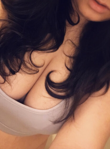 ChubbyBuns pornstar high quality galleries