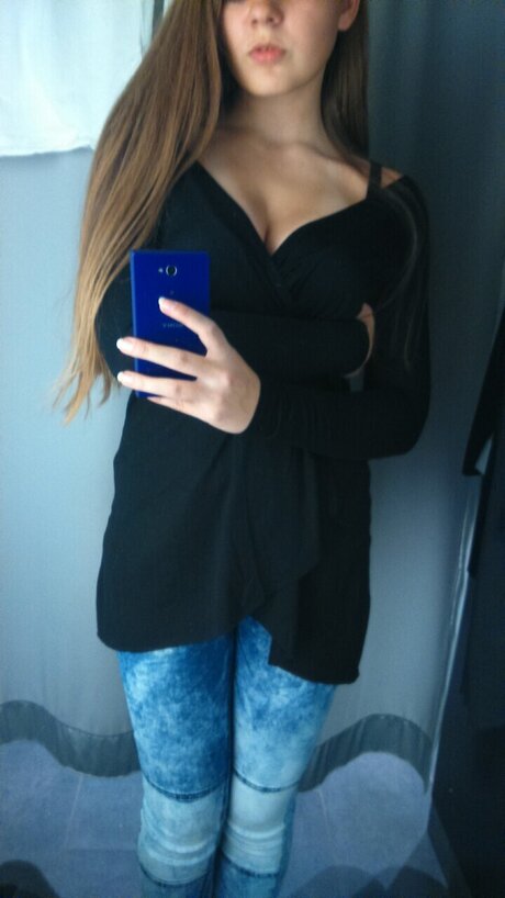 Bluemantra model erotic images