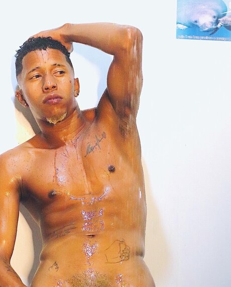 Elyelsonn ofc hd pornstar photos