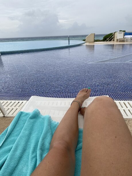 Barefootblonde pornstar exclusive galleries