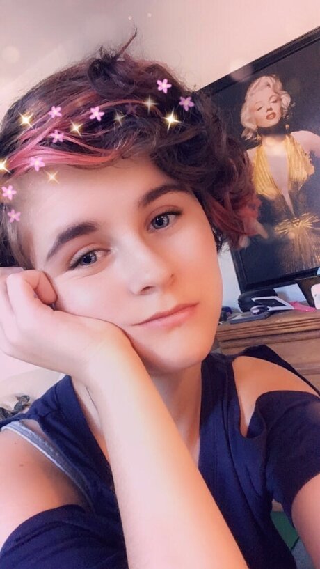 Megan Gardner hot star pic