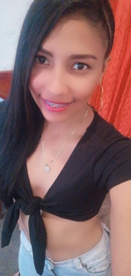 Karensita model naked pictures