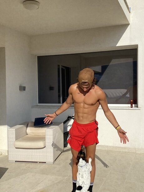 Alessio Ferrarotto pretty model photos