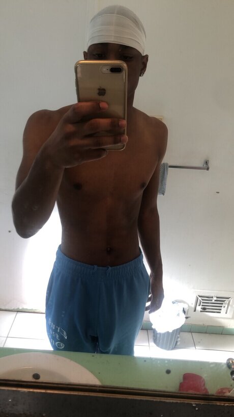 Ziggy Flores star nudes archive