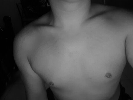 G Rivera model exclusive pic