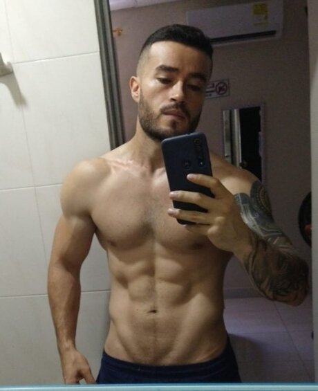 David Romi star xxx picture