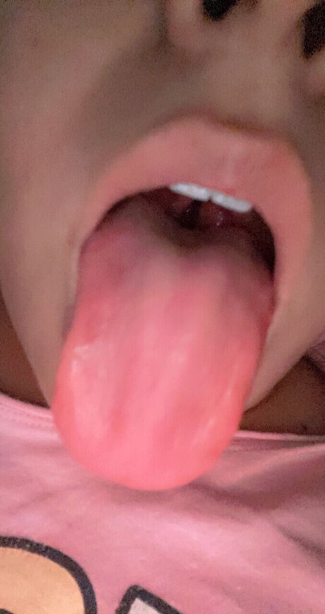 Reyna19 star nude image