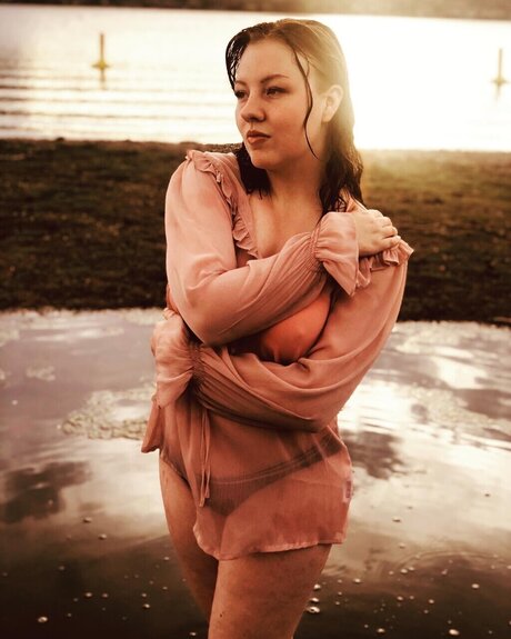 KateEag pornstar beautiful gallery