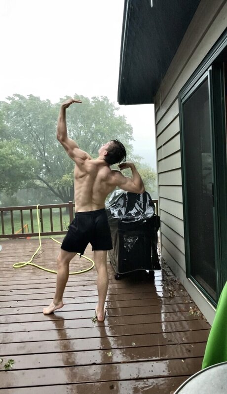 Jeloov gabum star naked galleries