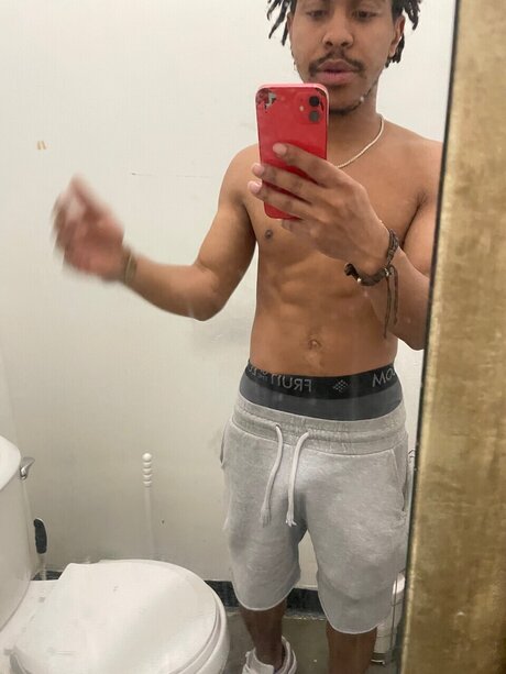 Troi destroy69 model erotic photos