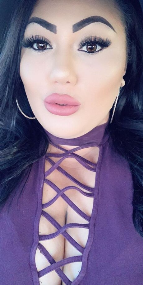 Kandy19 star high quality pics