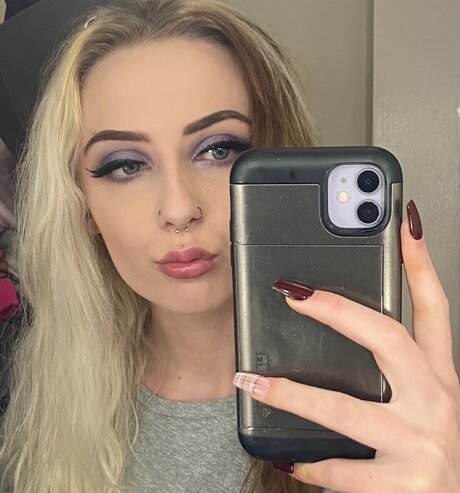 Bella Marie hd pornstar archive