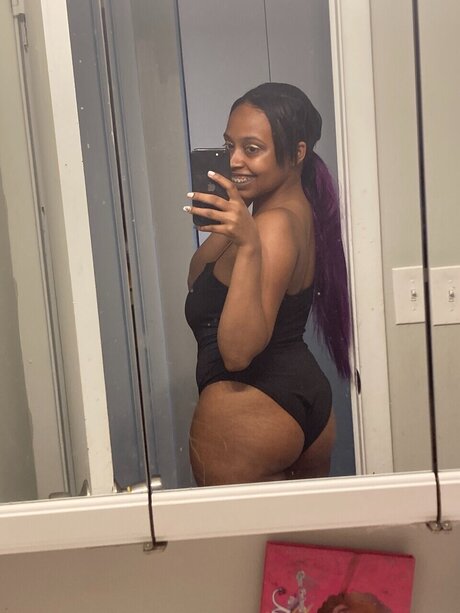 Whoopsiedaisy star sex photo