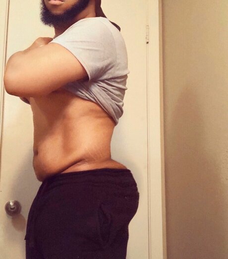 Kyng008 naked star picture