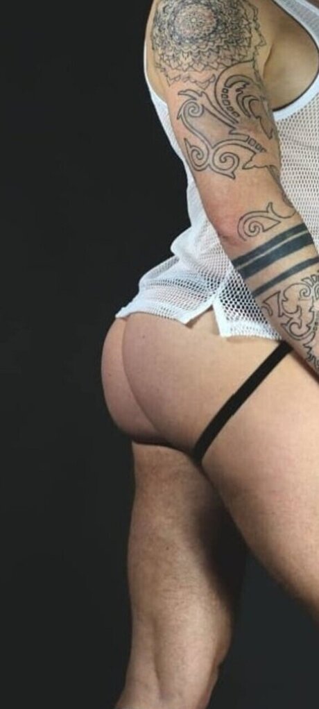 Greg Lavigne star pornographic pics