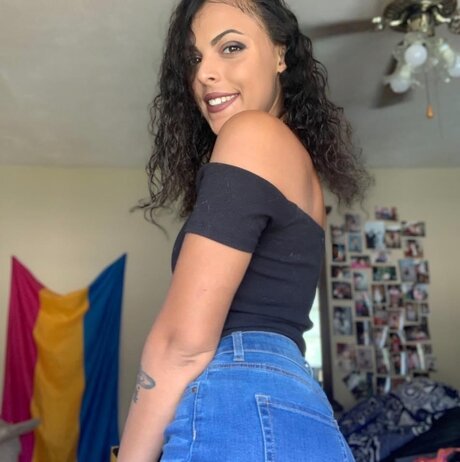 Dajiah exclusive star pic