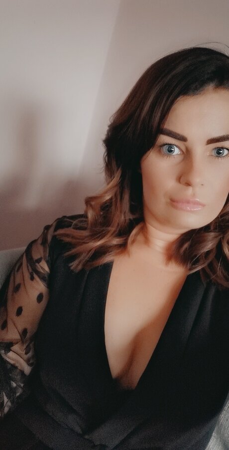 Christie Sheppard hot star gallery