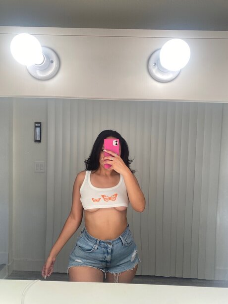 Eroticcmamii exclusive actress photo