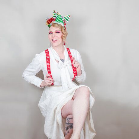 Lioness erotic actress pictures