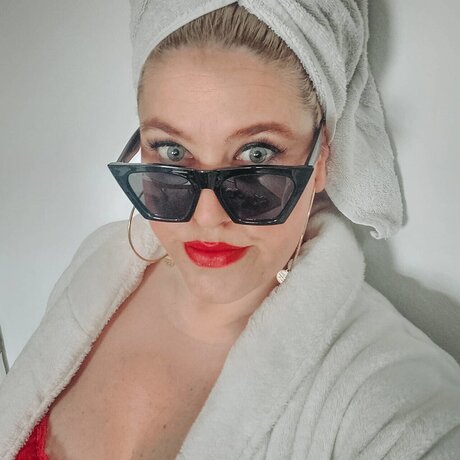 Michaela Spol star porn image