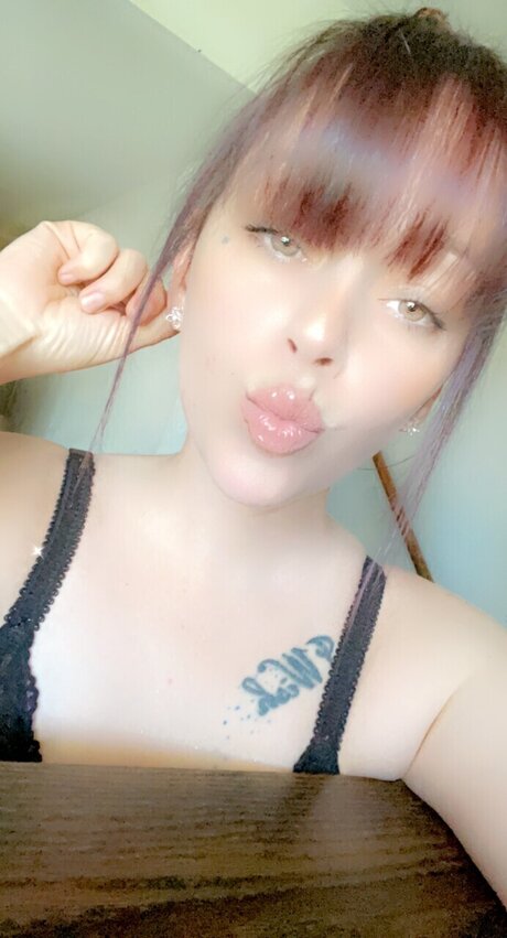 Michelle Daze model perfect photo