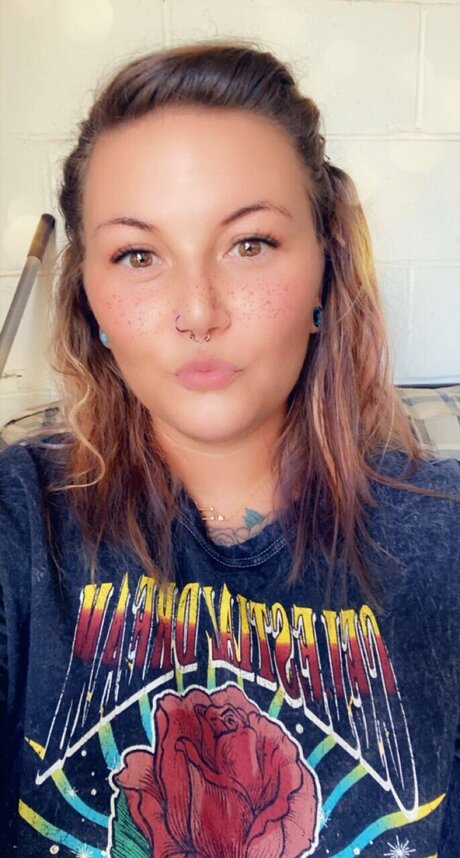 Kayla Renee art star pics