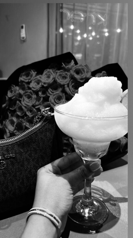 Calipigia sexy actress photos