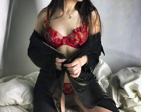 Wenjo erotic actress picture