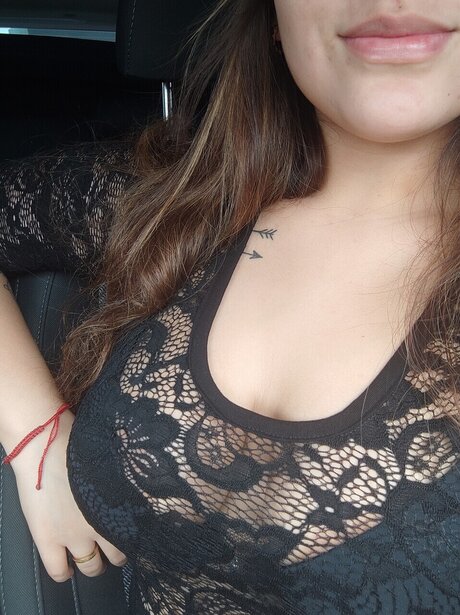 Viki Jaramillo exclusive star pictures