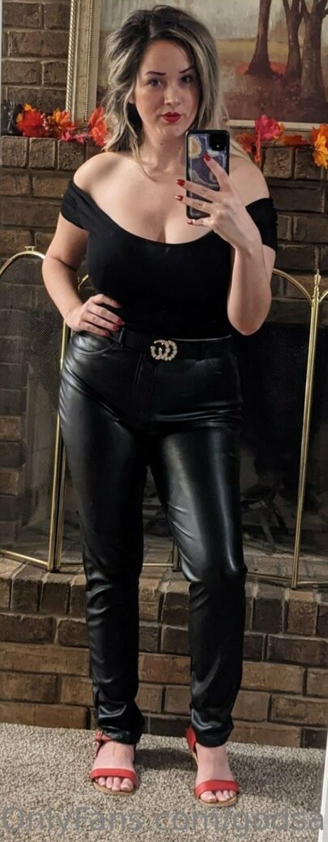 godsammit model naked picture