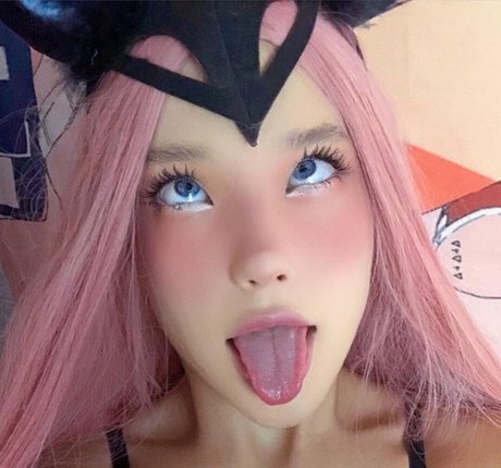 Plaksaw nudes actress photo