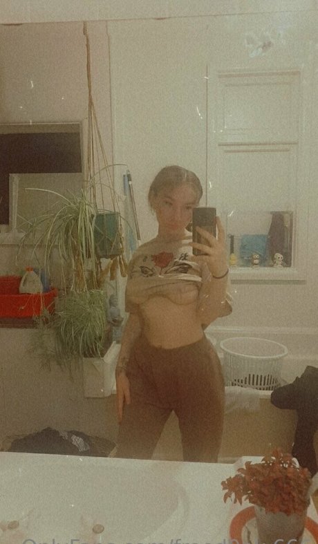 freed0nk 666 beautiful actress img