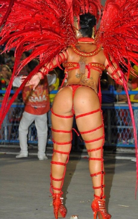 Bianca Leao pretty pornstar gallery