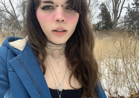 cutiekatw sexy actress pictures