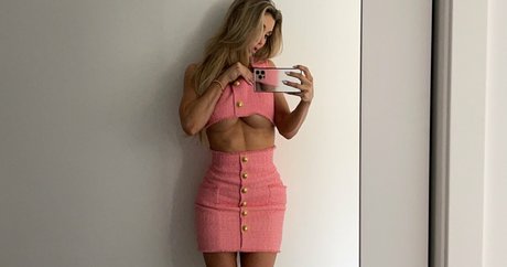 sarairollins star pretty image