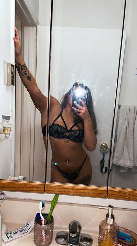 tatteddel star exclusive photos