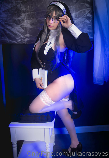 jukacrasoves model top photos