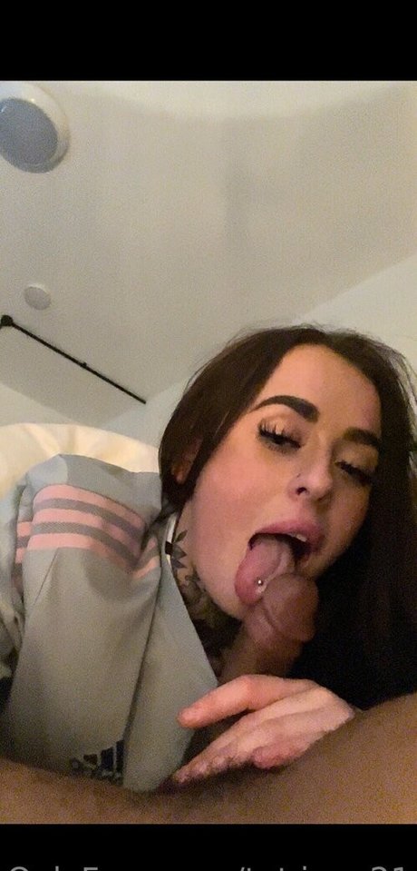 tat iana21 adult actress pic