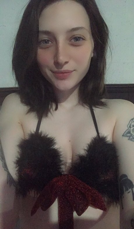 thacals free actress pictures