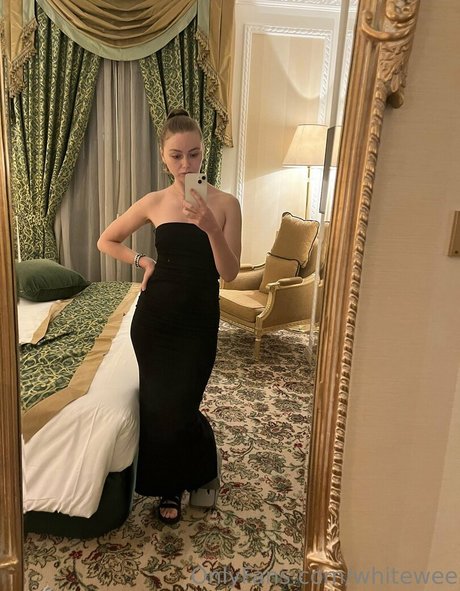 whitewee pornstar free pic