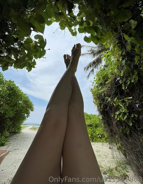 whitewee star hot picture