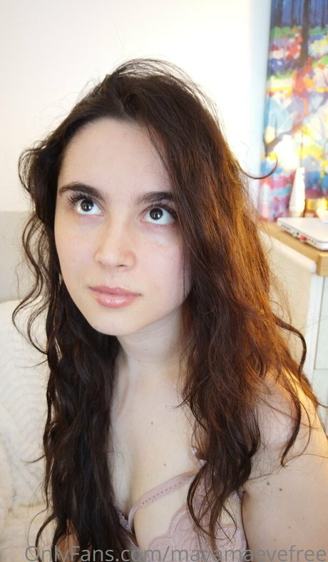 mayamaevefree hot actress image