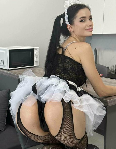 kate fantasy sexy star image