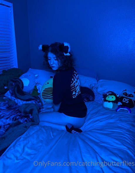 catchingbutterflies hot star img