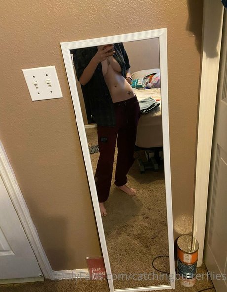 catchingbutterflies exclusive model picture