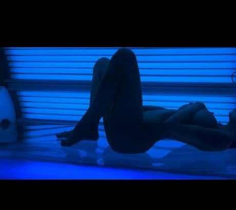 kysaa sex model image