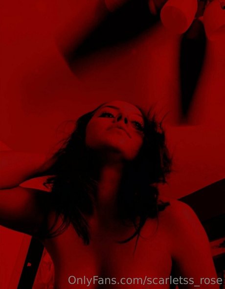 scarletss rose sexy model gallery